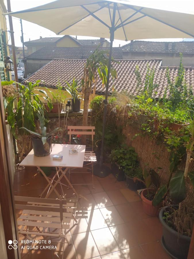 Appartamento Il Nespolo Omegna Exterior foto